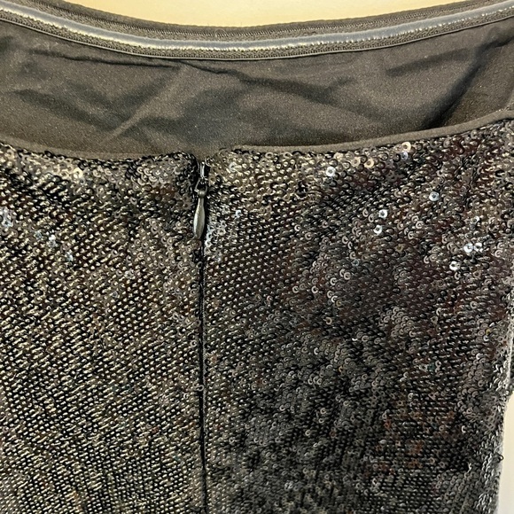 Likely Lilia Sequined Ruffle Cocktail Dress 6 - Picture 8 of 16